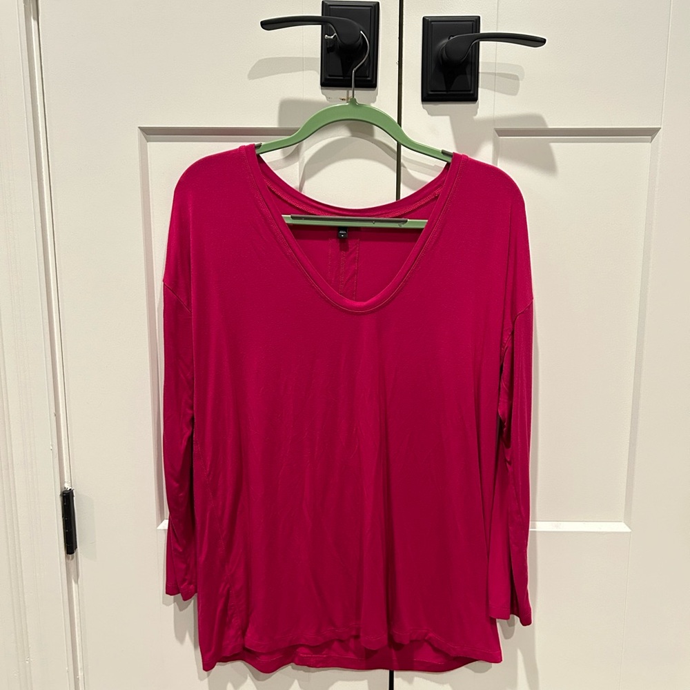 Express Medium Supersoft Relaxed Fit Long Sleeved Tee